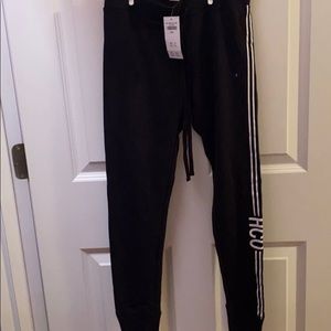 Hollister joggers